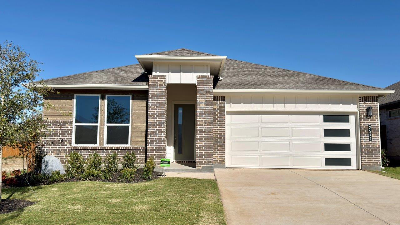 LARK - Eagle Creek: Denton, Texas - D.R. Horton