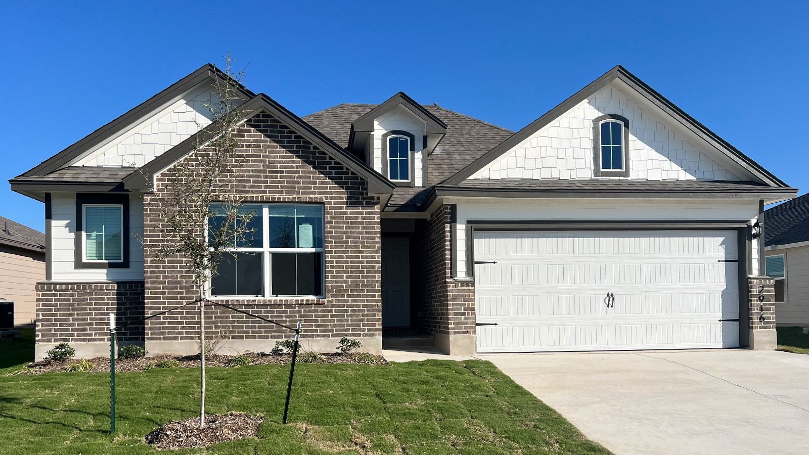 Bellvue - Park Meadows: Lorena, Texas - D.R. Horton