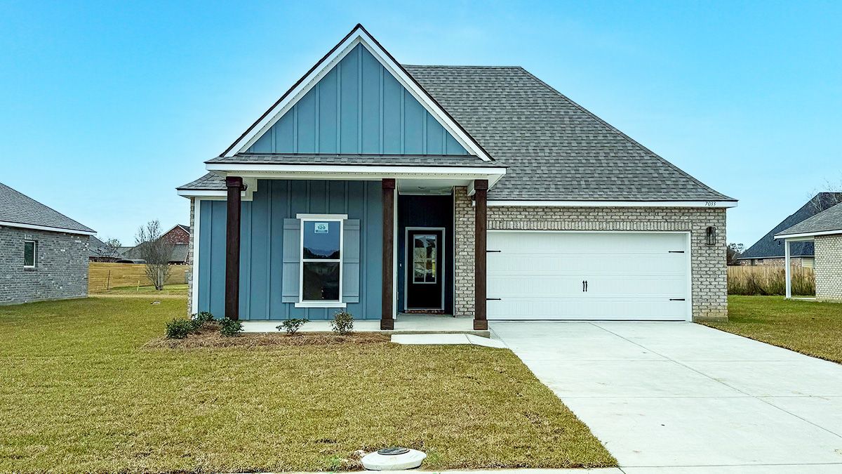 Cameron. - Brook Hollow: Zachary, Louisiana - D.R. Horton