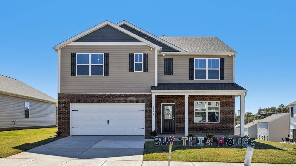 Secrest Commons por D.R. Horton en Charlotte North Carolina