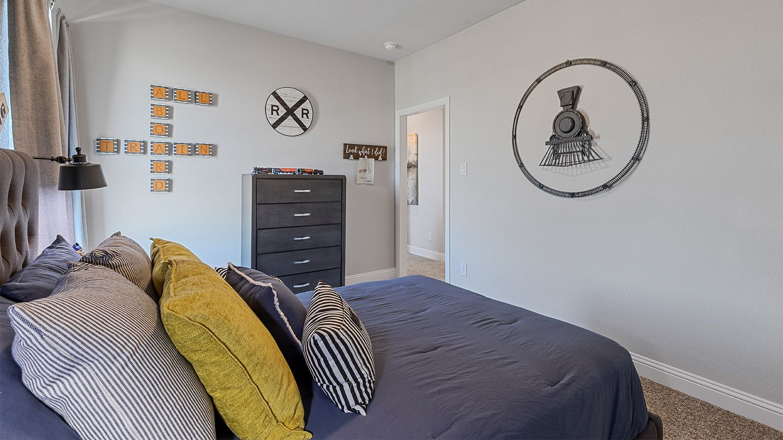 10439 Sarasota Street. Midlothian, TX 76065