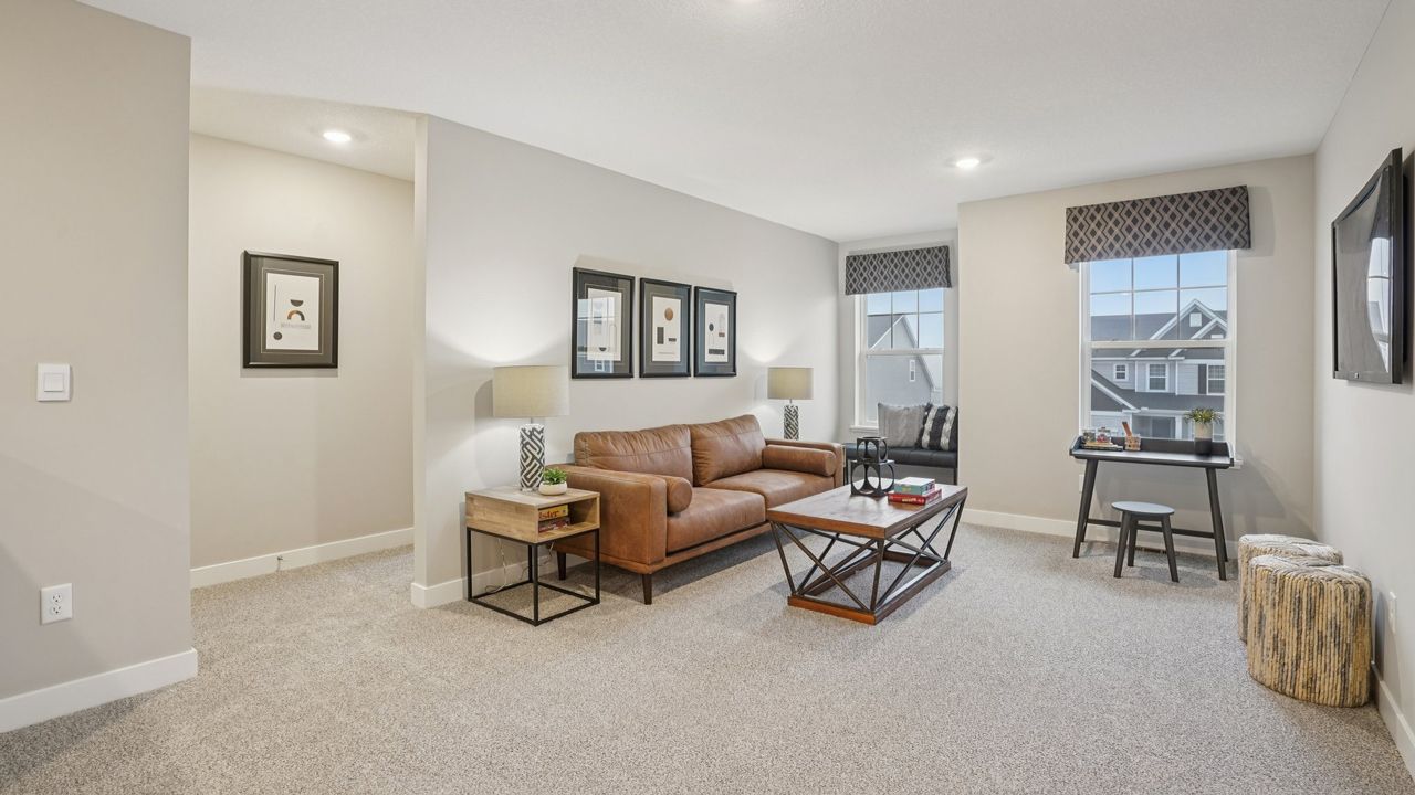 1878 Rainer Drive. Shakopee, MN 55379