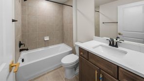 8260 Colling Manor Court (Hampton II)