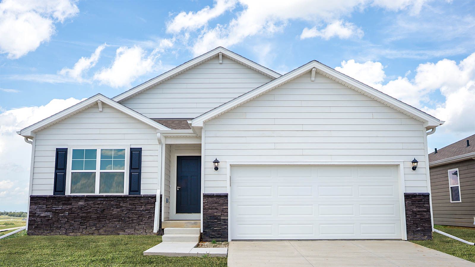 HAMILTON - Oak Leaf: Papillion, Nebraska - D.R. Horton