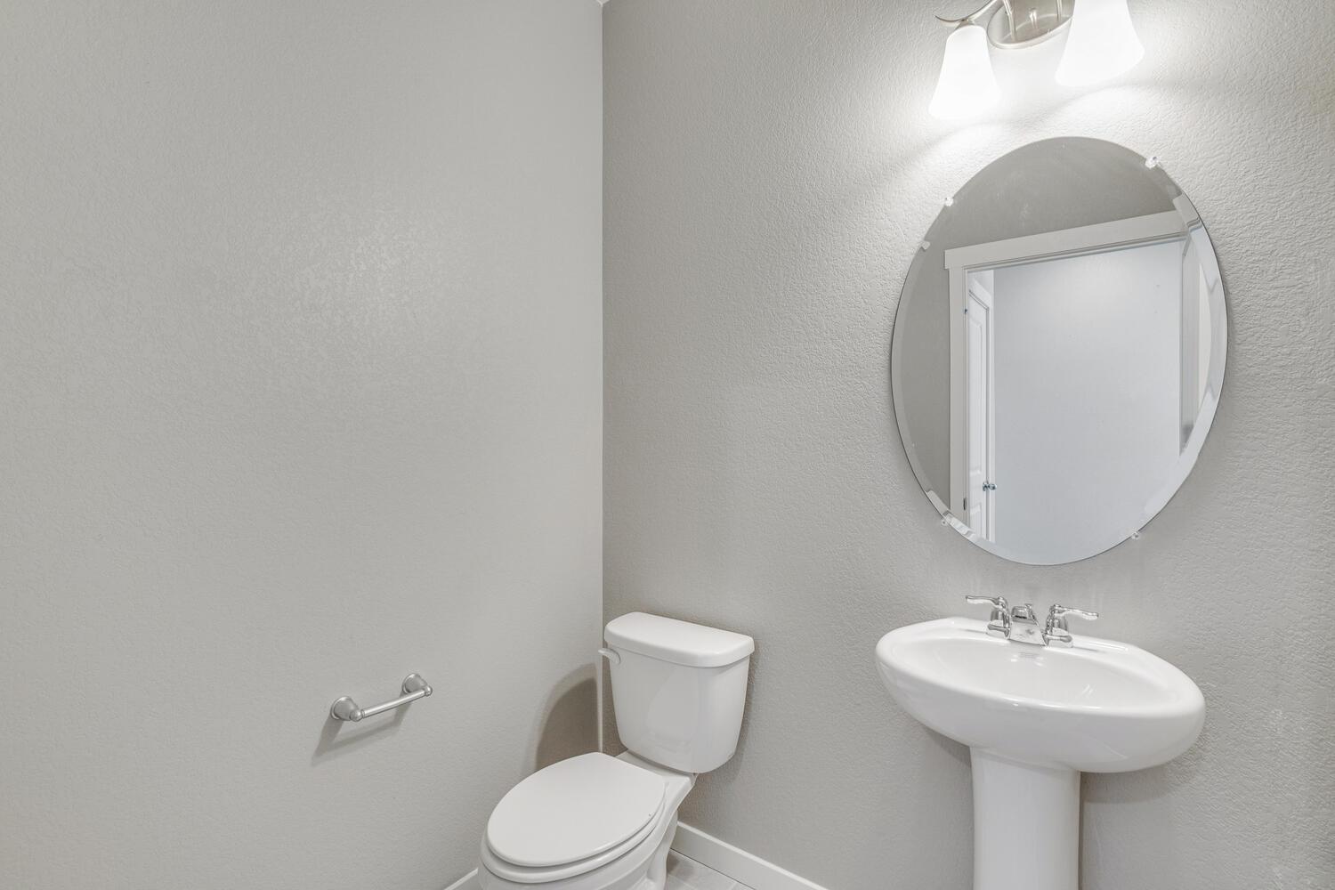 8644 E 132Nd Place. Thornton, CO 80602