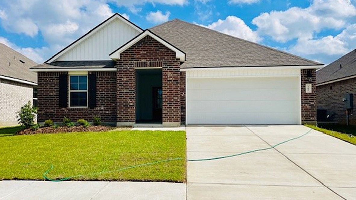 Huntsville - Broussard Hills: Broussard, Louisiana - D.R. Horton