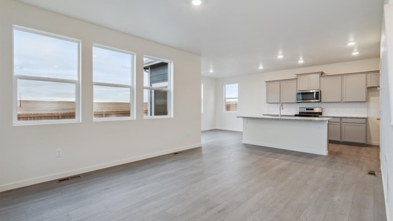 EDMON - The Ridge at Lorson Ranch: Colorado Springs, Colorado - D.R. Horton