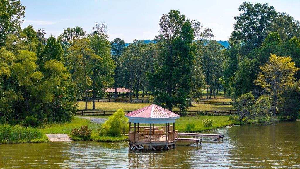 Bayview at Harbor Crest por D.R. Horton en Chattanooga Tennessee