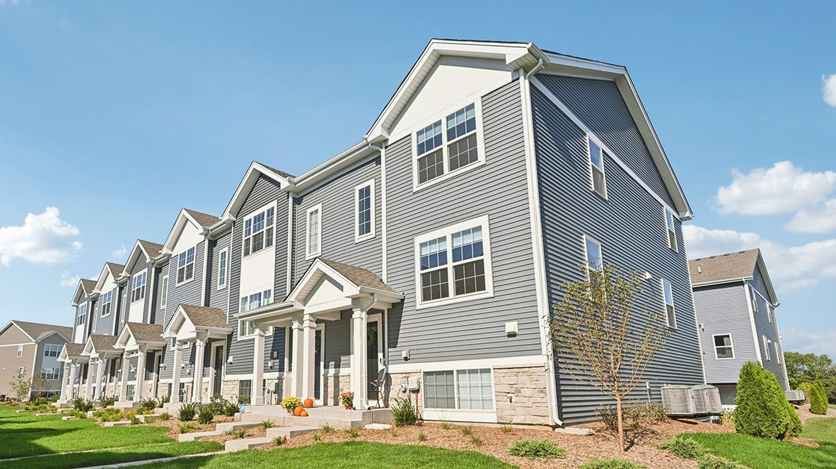 GARFIELD - Cambridge Lakes North Townhomes: Pingree Grove, Illinois - D.R. Horton