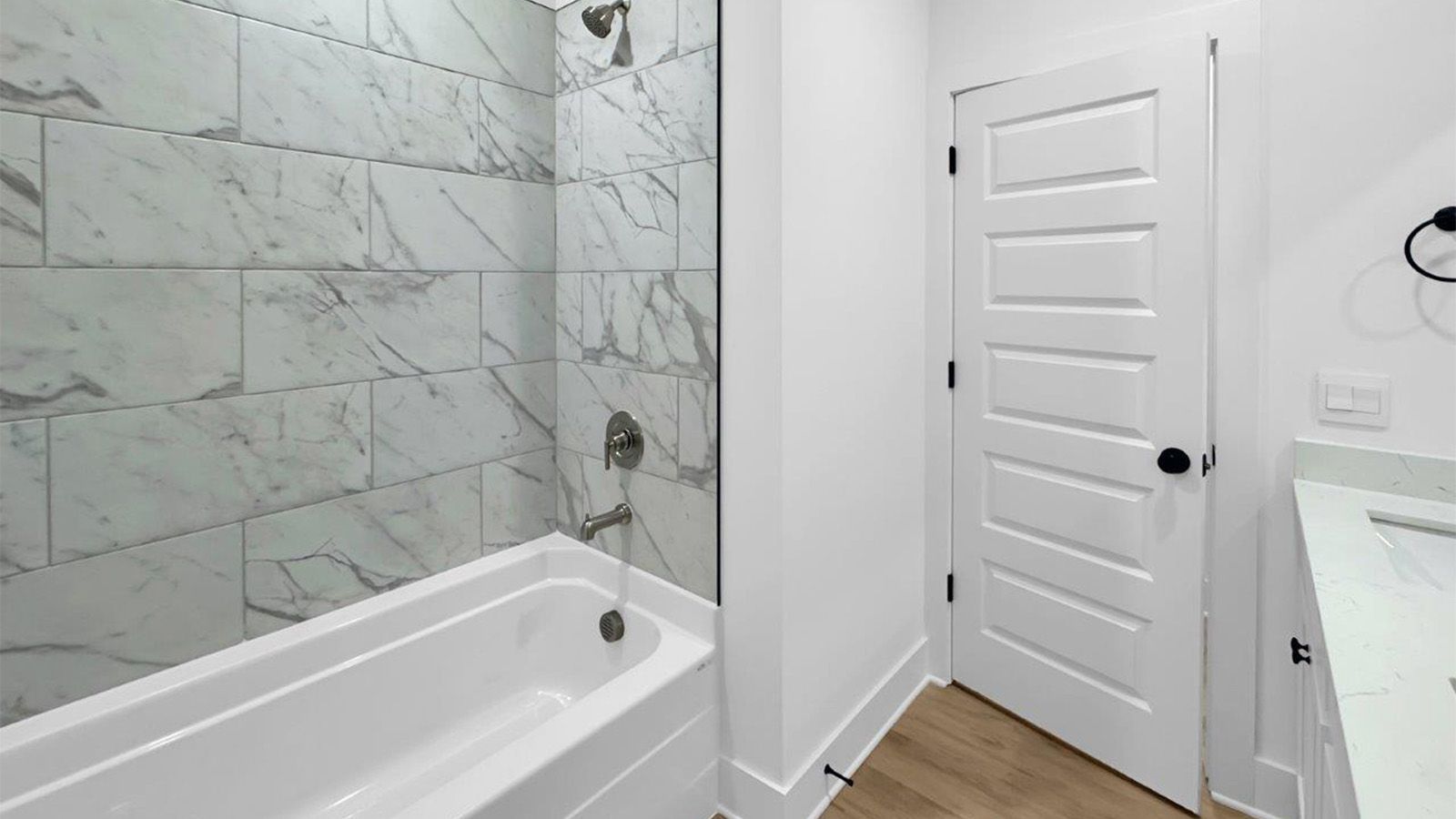 102 Mikah Drive. Maumelle, AR 72113