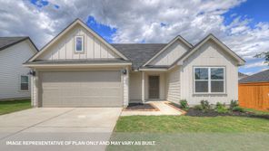 136 Las Lomas Dr (The Denton)