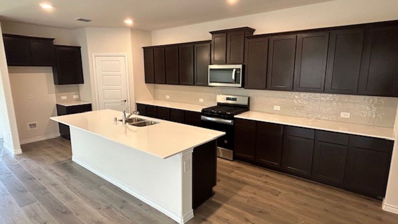 Brenham - Liberty Crossing: Royse City, Texas - D.R. Horton