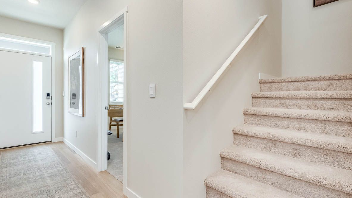 6598 Se Nasha Street. Hillsboro, OR 97123