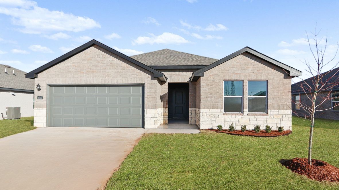 HUNTSVILLE - Haikey Creek Estates: Bixby, Oklahoma - D.R. Horton