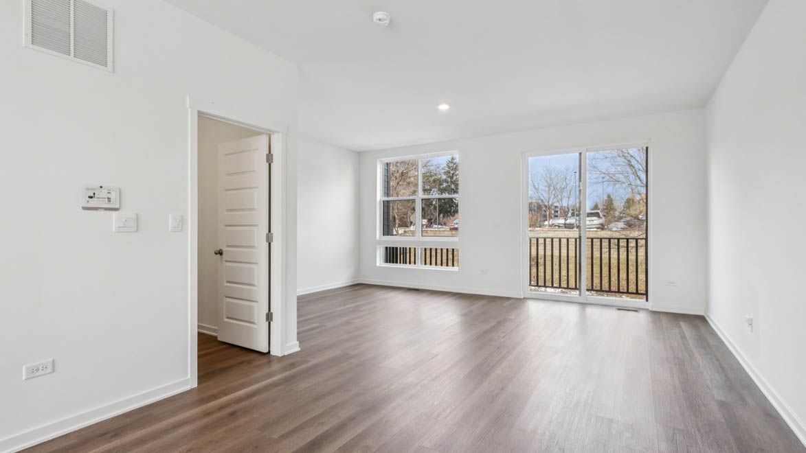 300 Summit Circle. Lombard, IL 60148