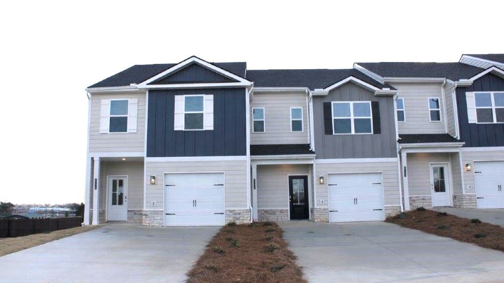 Altamont Townhome - Belcourt Landing: Cleveland, Tennessee - D.R. Horton