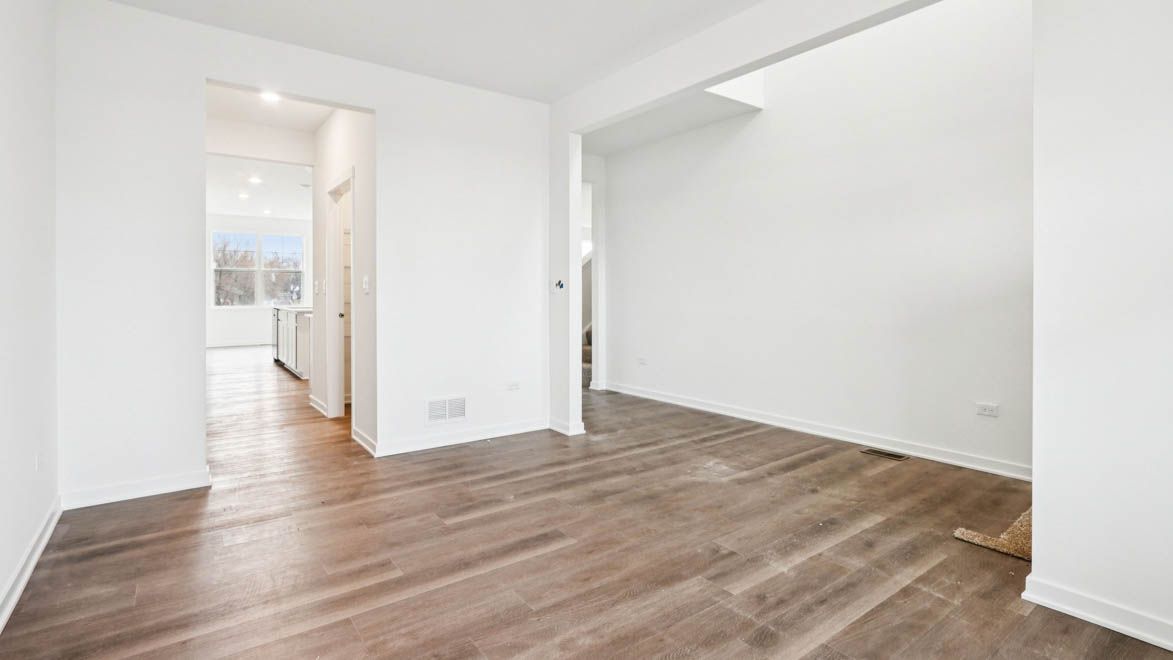 14845 S Starflower Cir. Plainfield, IL 60544