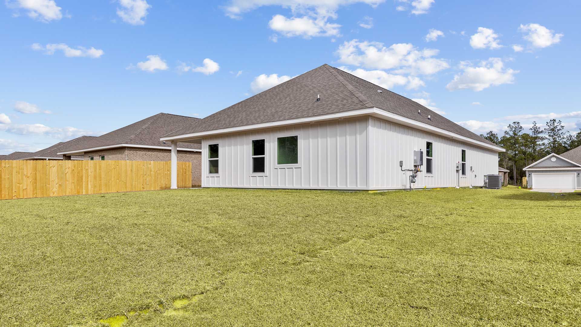 27950 Staydar Circle. Loxley, AL 36551