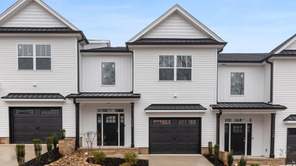 116 Marianne Lane (INTERIOR UNIT)