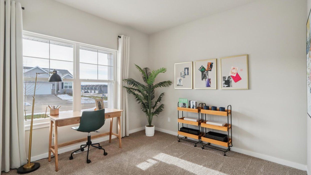 604 Maddie Lane. Tiffin, IA 52340