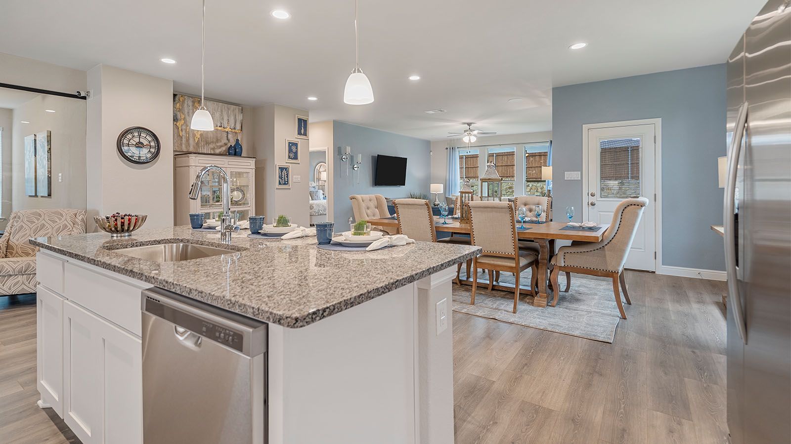 16000 Bronte Lane. Fort Worth, TX 76247