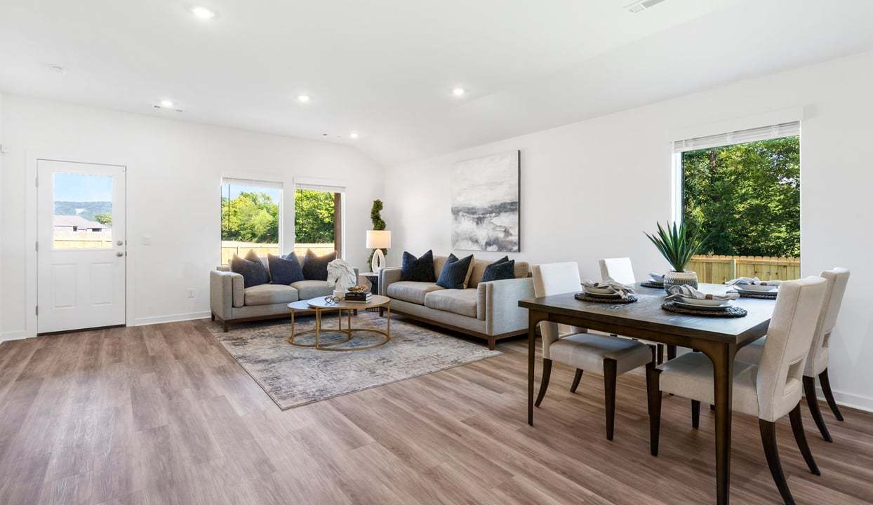 casa en Whispering Springs por D.R. Horton