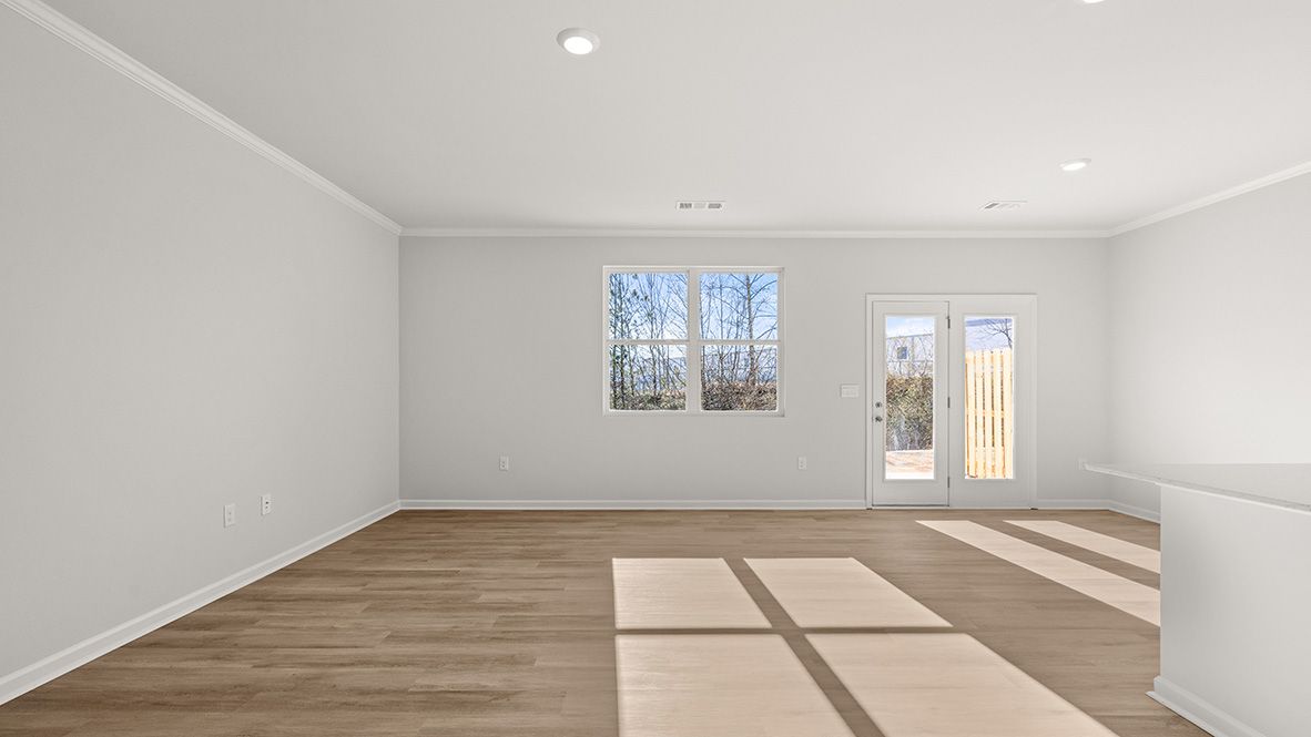 4464 Manor Hill Drive. Union City, GA 30291