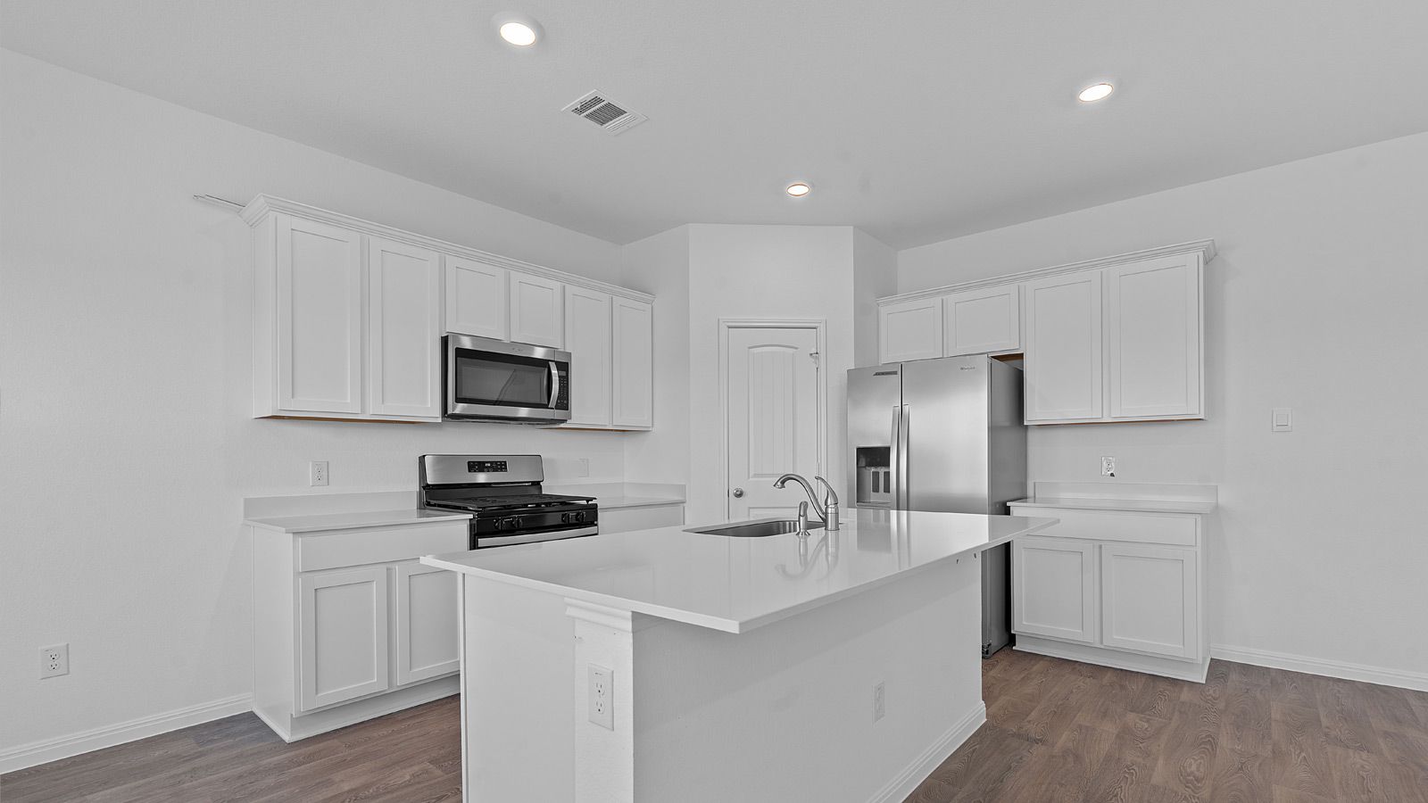 134 Little Walnut Cove. Kyle, TX 78640