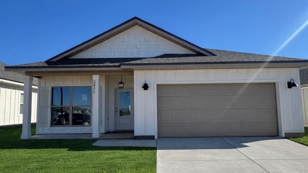 JULIA WITH 2 CAR GARAGE - Elizabeth Gardens: Silverhill, Alabama - D.R. Horton