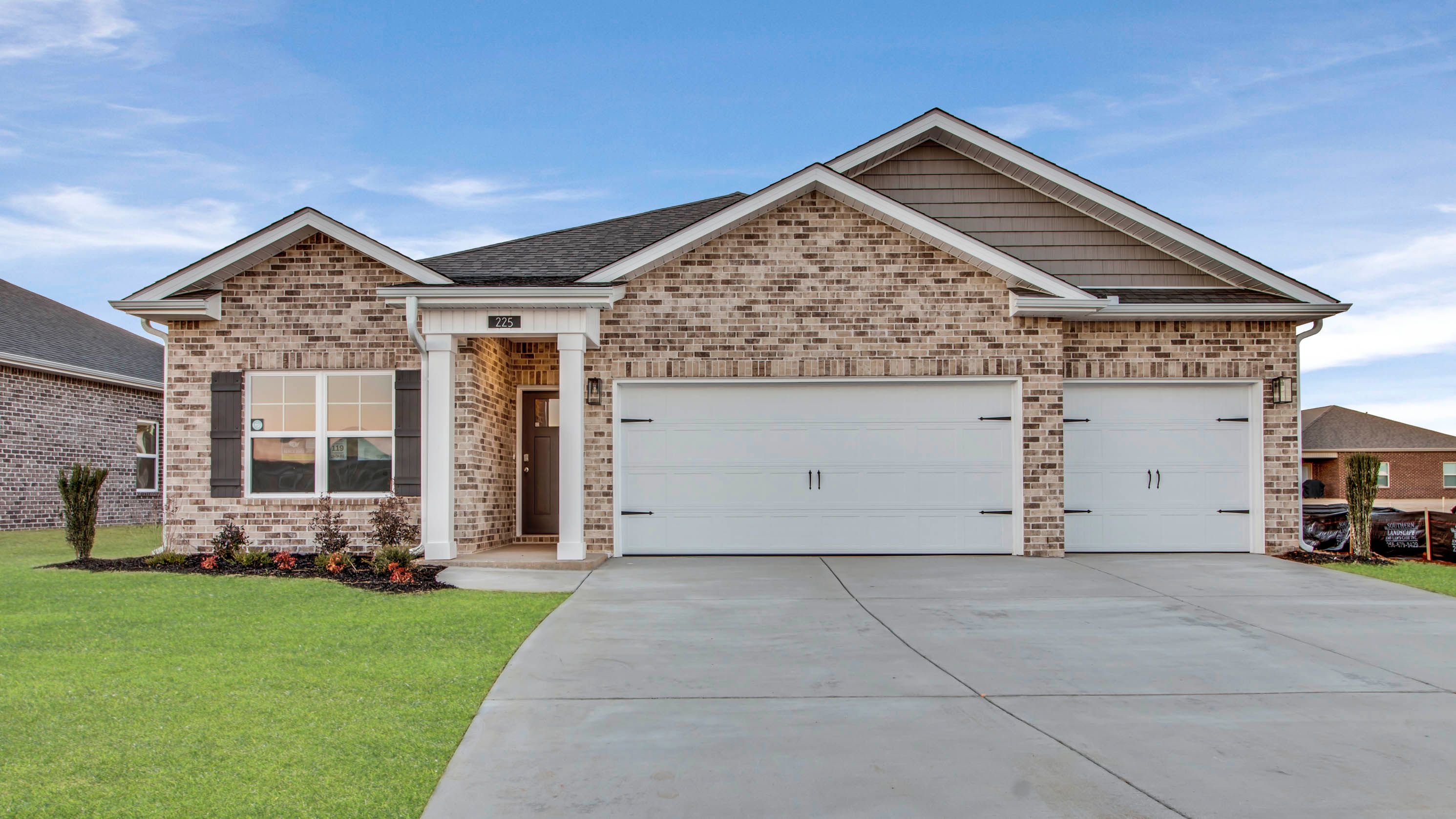 casa en Grand Hollow por D.R. Horton