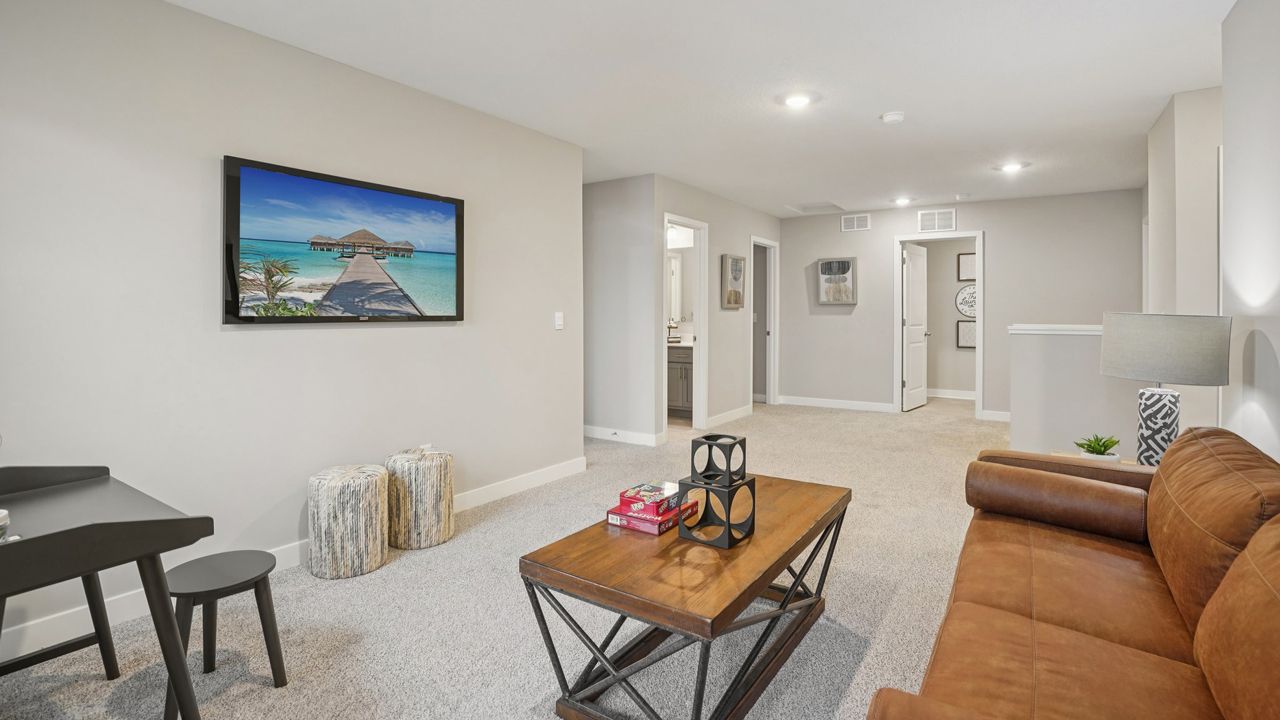 10662 Bent Pine Lane. Woodbury, MN 55129