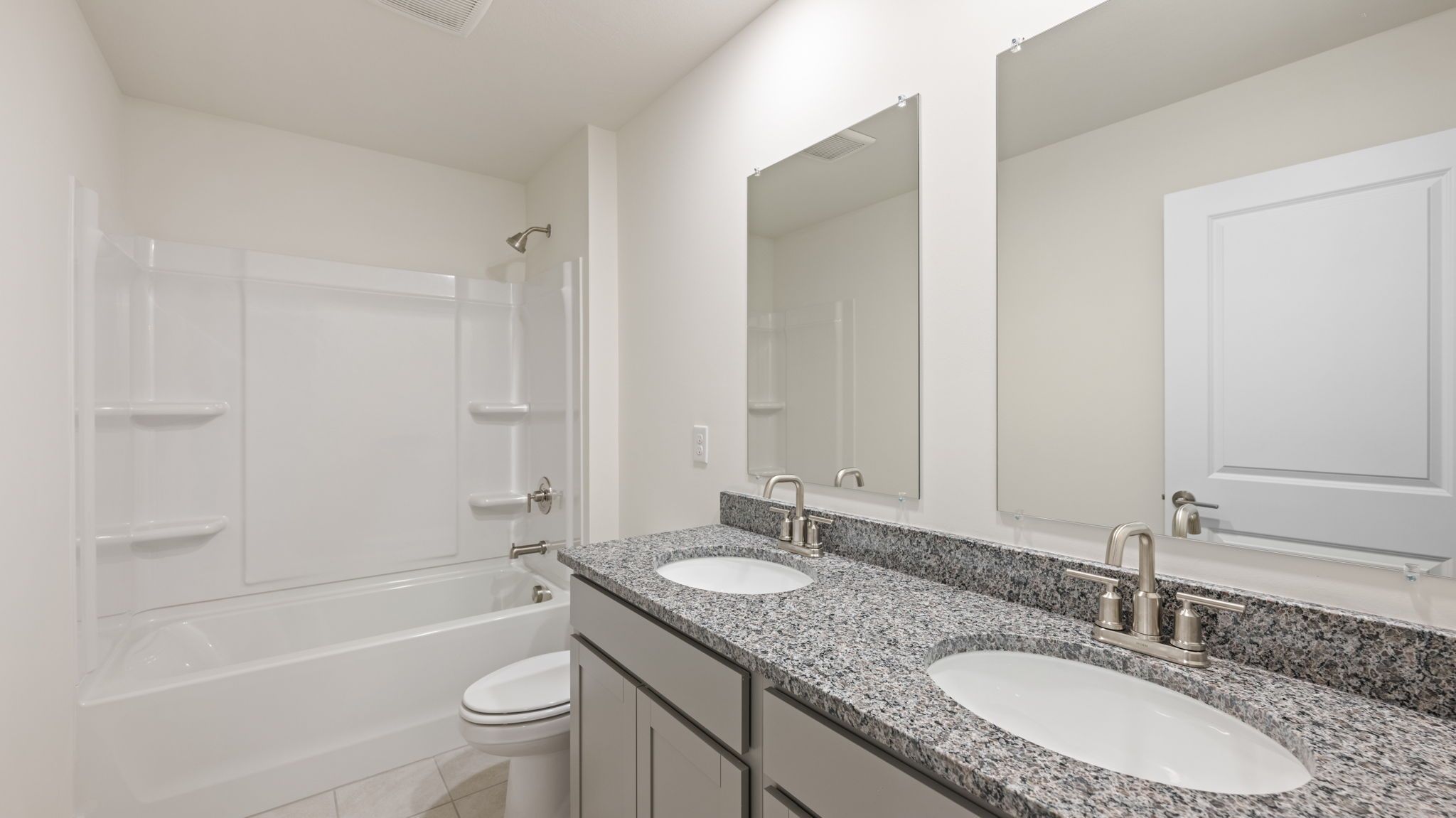 8315 Watercolour Lane. Ooltewah, TN 37363