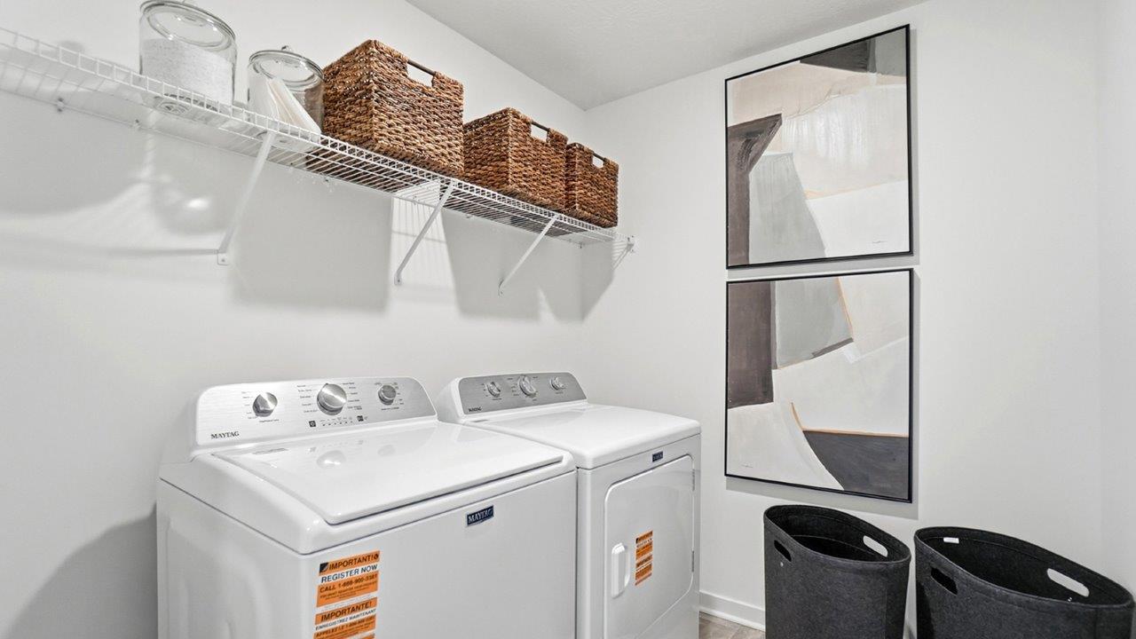 819 Sherwood Loop. Bellefontaine, OH 43311