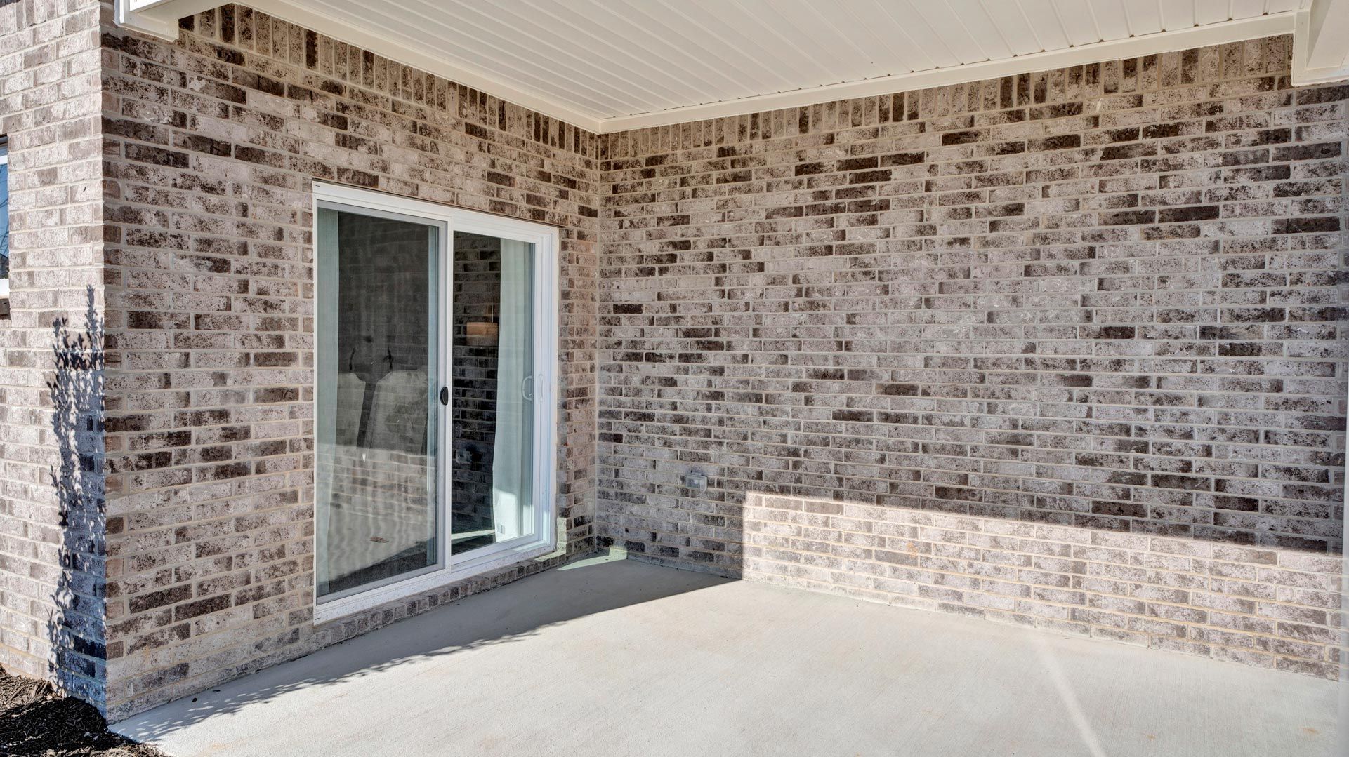 4272 Sandy Hollow Lane. Millington, TN 38053