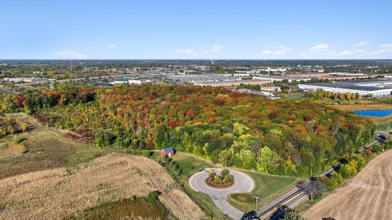 23548 Ashbury Parkway. Rogers, MN 55374