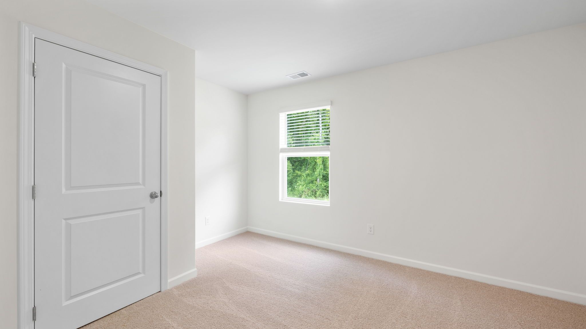 9 Evergreen Circle. Rossville, GA 30741