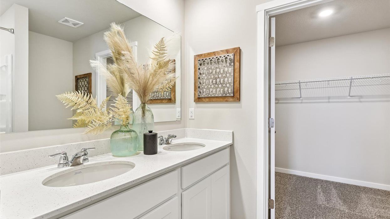 504 Quetzal Drive. Norwalk, IA 50211