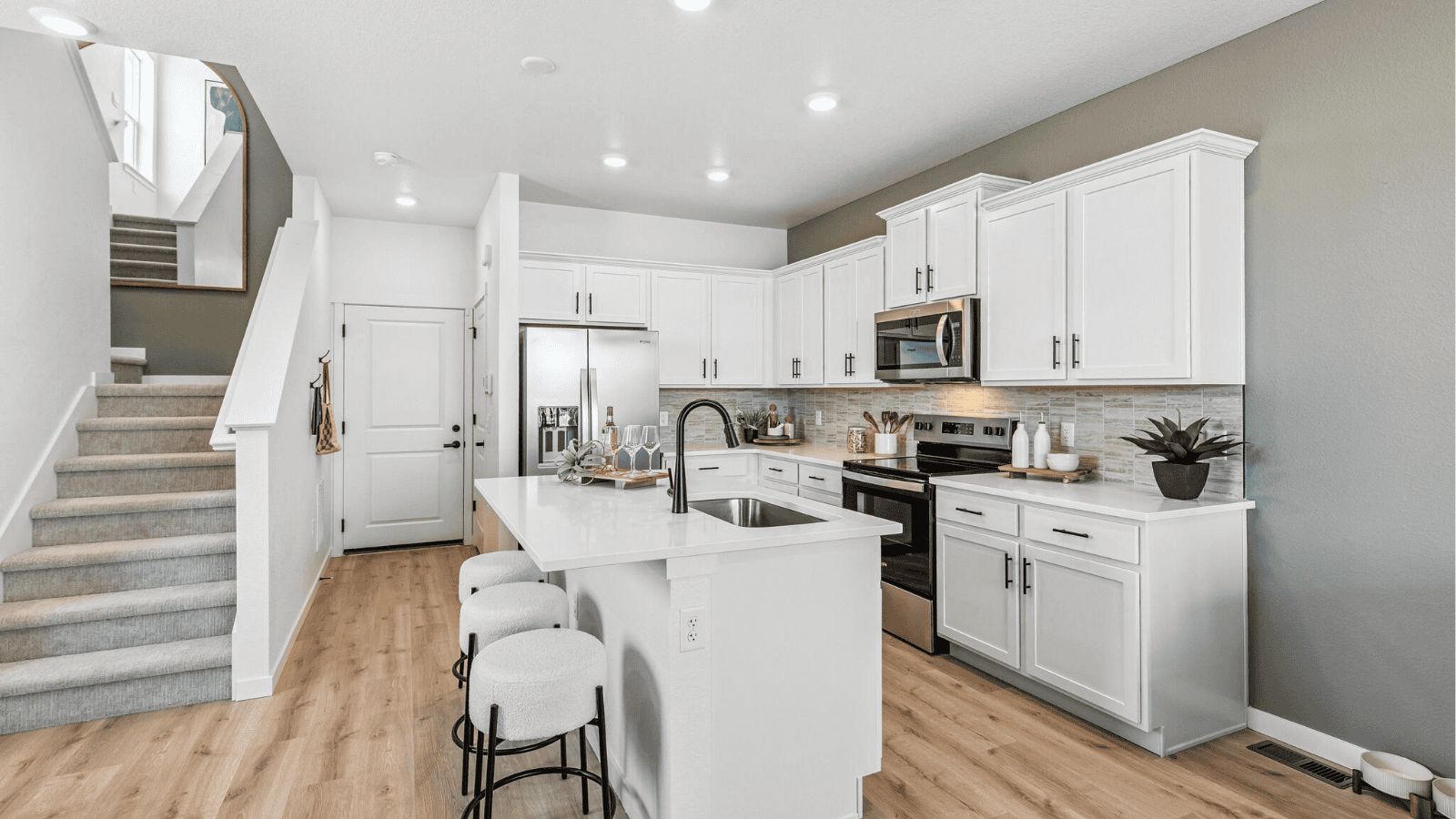 Melbourne - Arcadia: Denver, Colorado - D.R. Horton