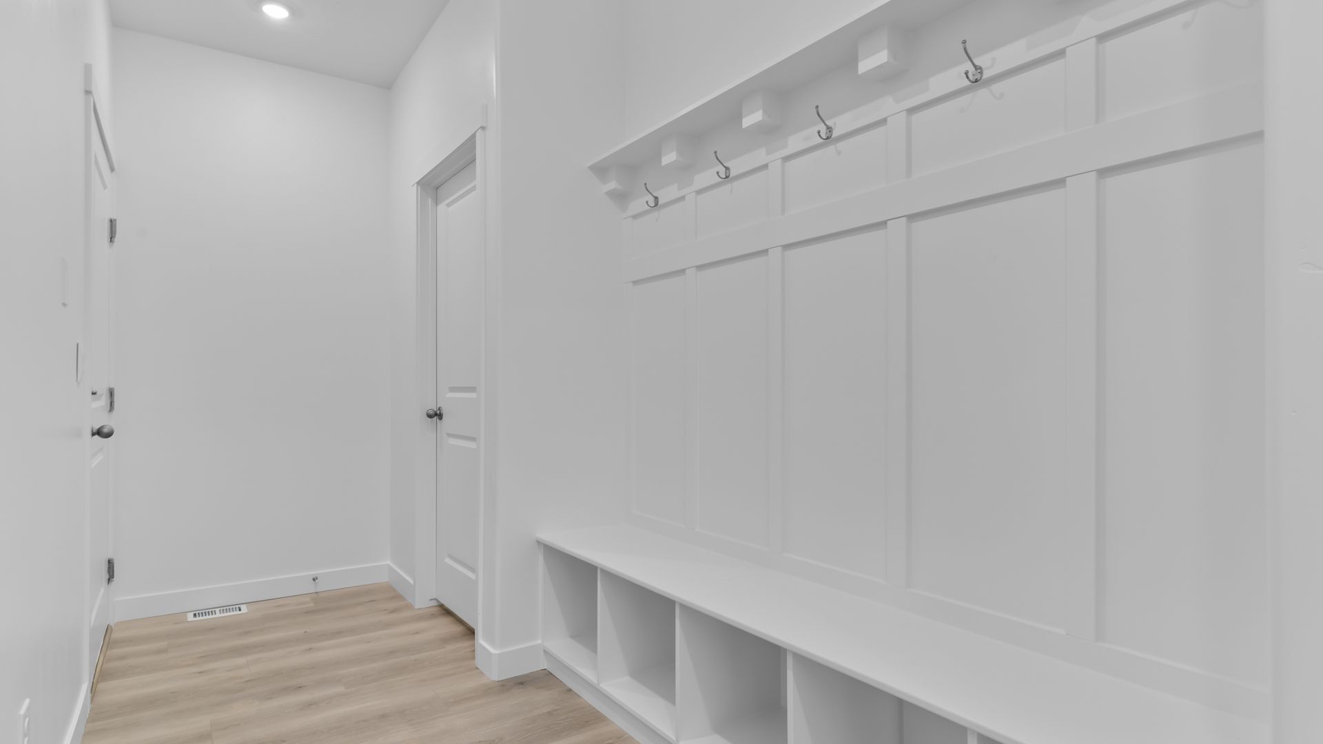 562 W Erda Way. Erda, UT 84074