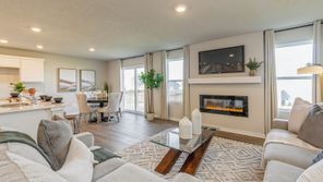 2609 CHAN DR (Hamilton)