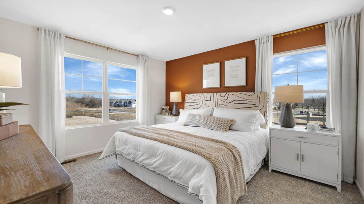 GRANT - Cambridge Lakes North Townhomes: Pingree Grove, Illinois - D.R. Horton