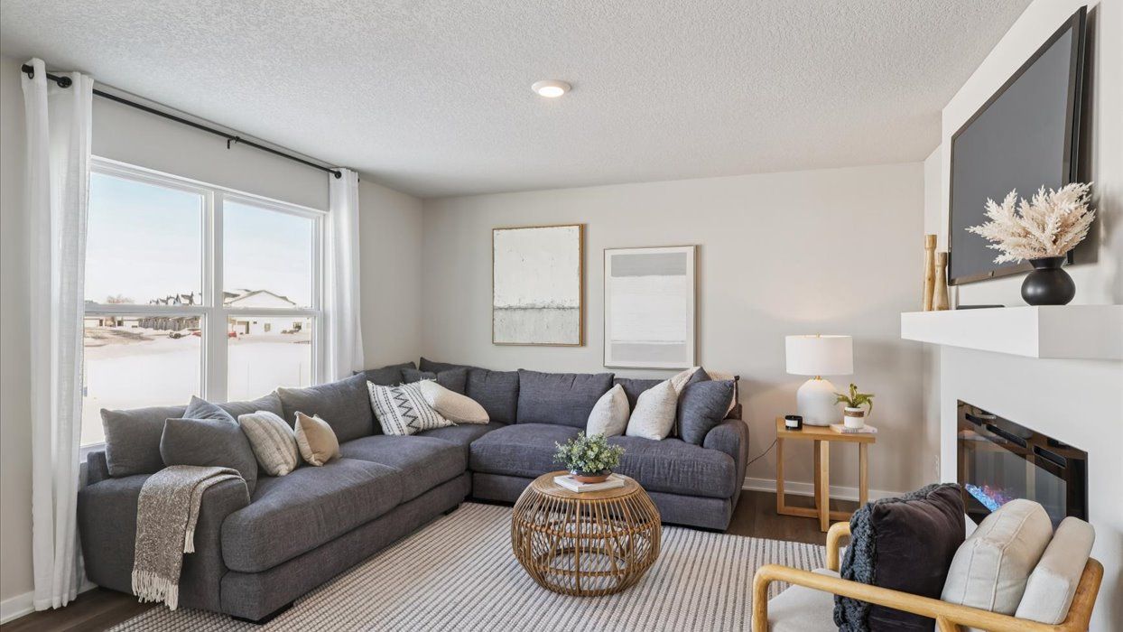 Bellhaven - Fox Ridge: West Des Moines, Iowa - D.R. Horton