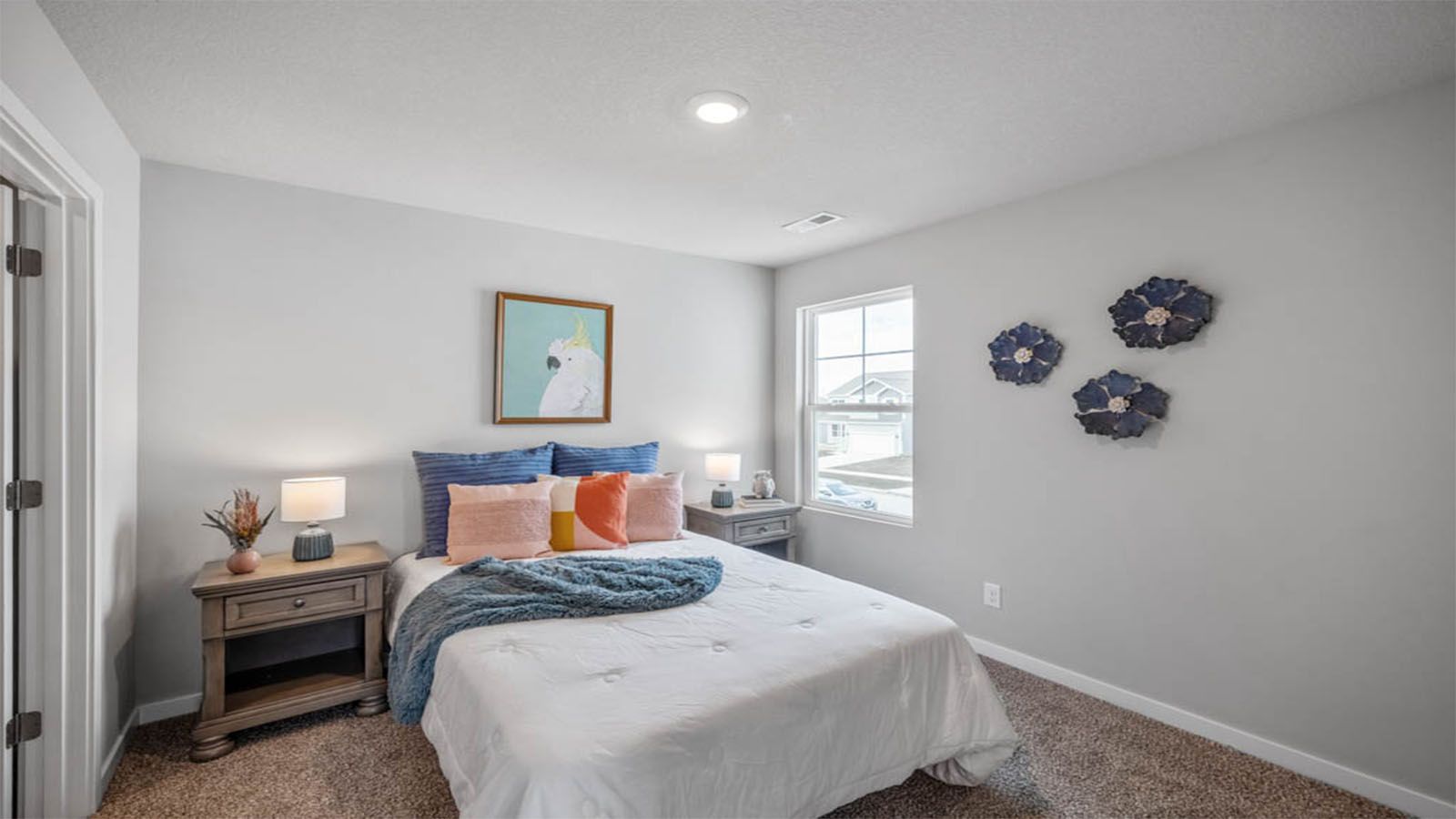 2492 Se Fox Valley Dr. West Des Moines, IA 50265