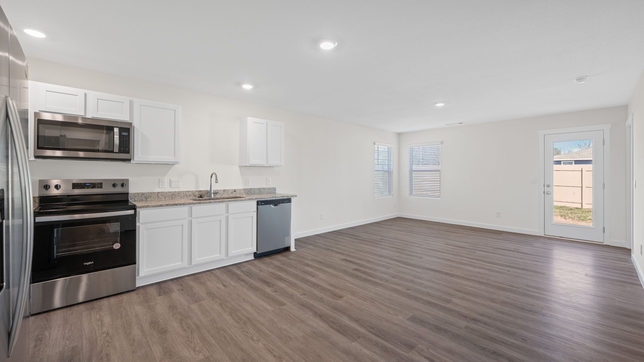 160 English Oak Lane. Athens, TN 37303