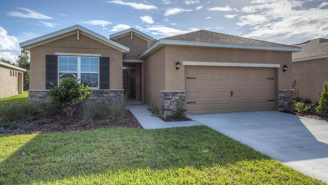 Avon - Mockingbird Reserve at Winding Oaks: Ocala, Florida - D.R. Horton