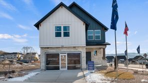 302 E Sadie Court 125 (Clover)