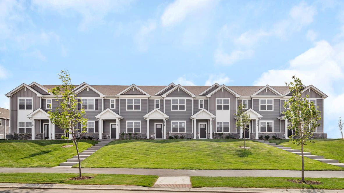 Norfolk - Sonoma Trails Townhomes: Oswego, Illinois - D.R. Horton