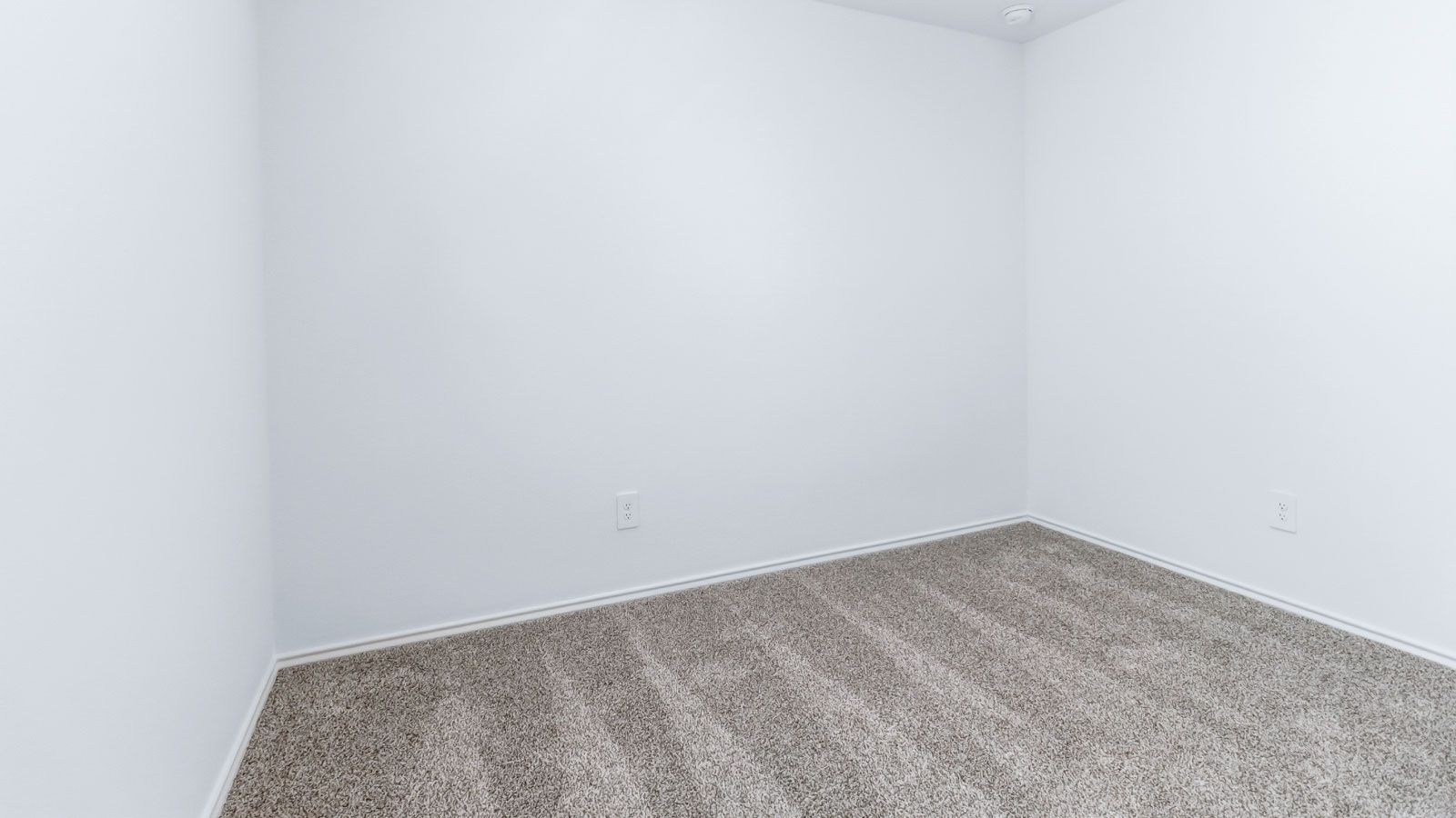 314 Arnold Loop. Uhland, TX 78640