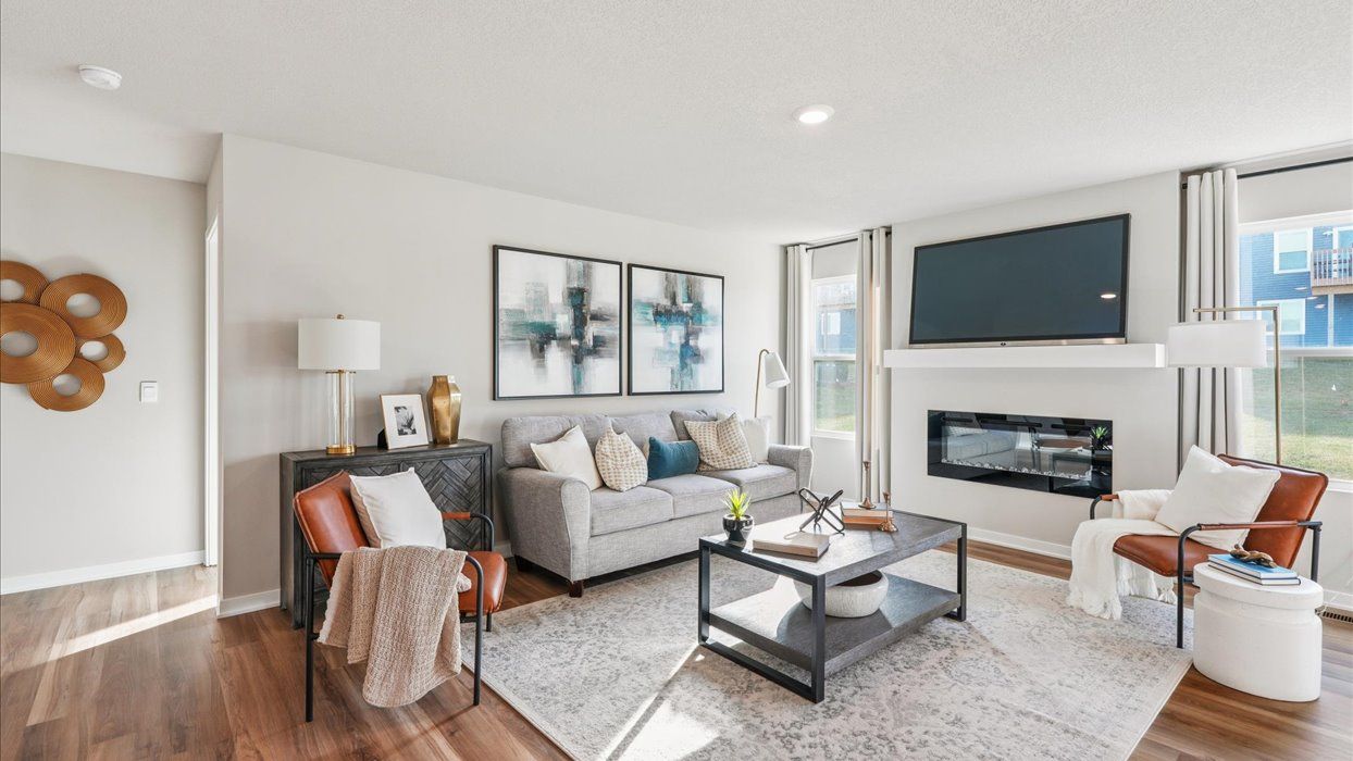 Hamilton - Woods of Copper Creek: Des Moines, Iowa - D.R. Horton