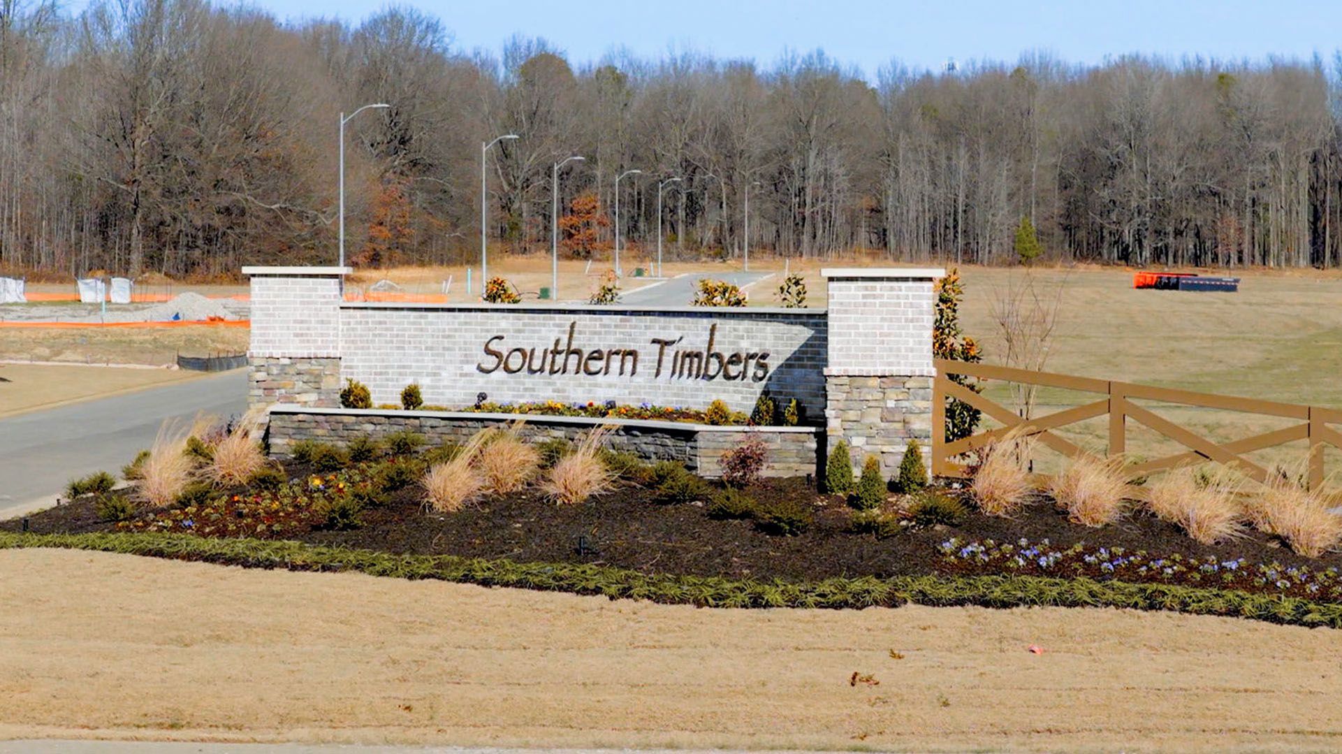 casa en Southern Timbers por D.R. Horton